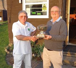 GC B Series Tournament 26th April: winner Andrew with Manager Andrew